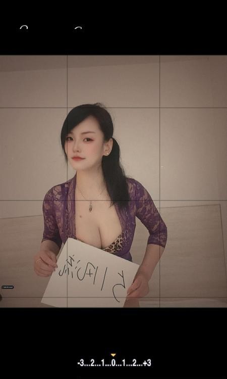 新街口小姐姐