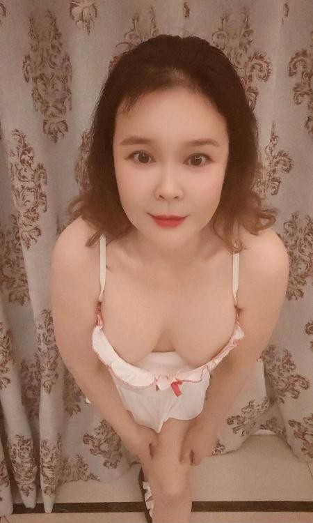 服务系少妇