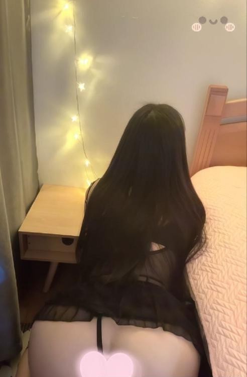 性感爆乳小骚妹