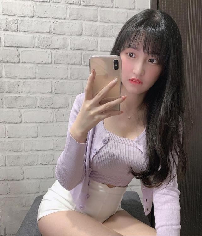 服务型女孩