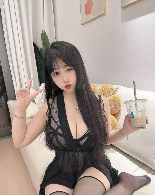 风骚制服大奶诗诗