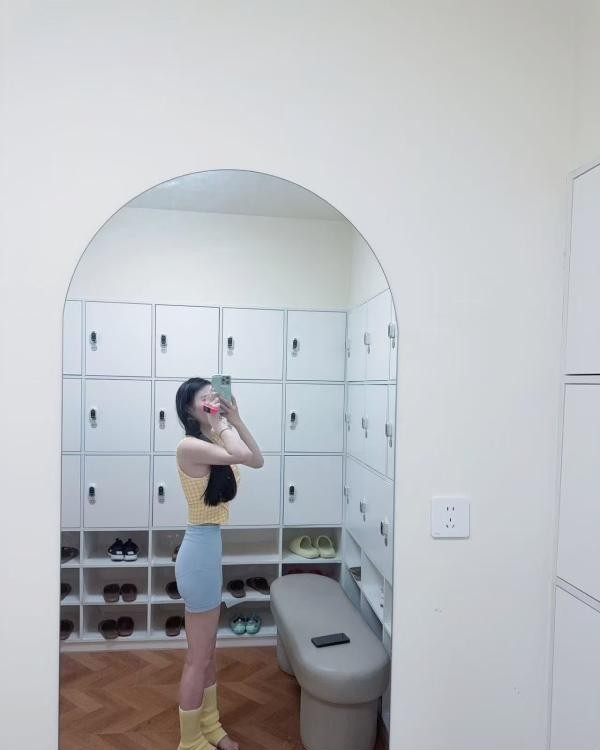 温柔粉嫩小妹妹