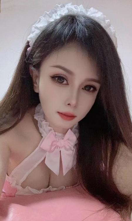 性感少妇咪挺大