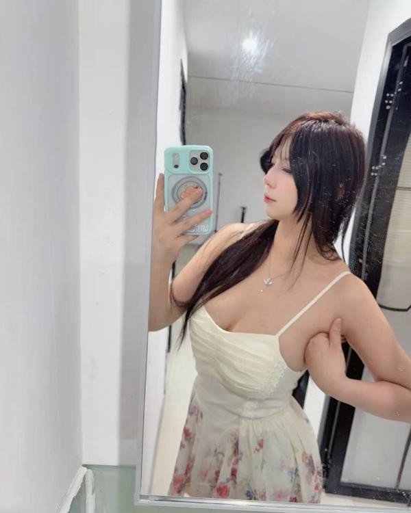 海曙区甜妹李真棒