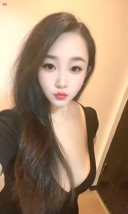 东湖风骚大乳芷沫