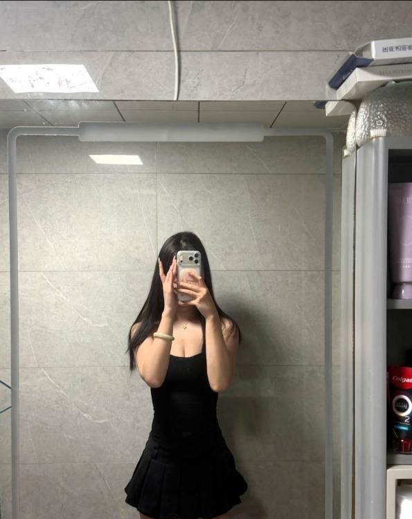 性感爆乳小骚妹