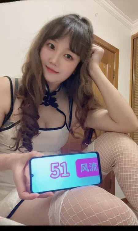 杨浦性感旗袍美女