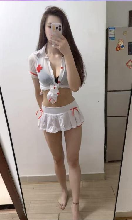 高挑身材小少妇