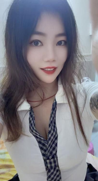 风骚佛系女子