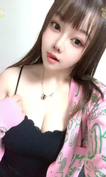 宝山白嫩美乳优乐美
