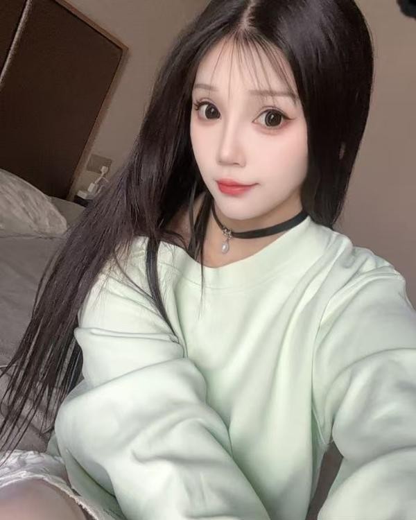 奶甜奶甜的邻家小妹