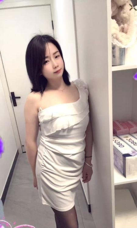 刚下海的甜美少妇