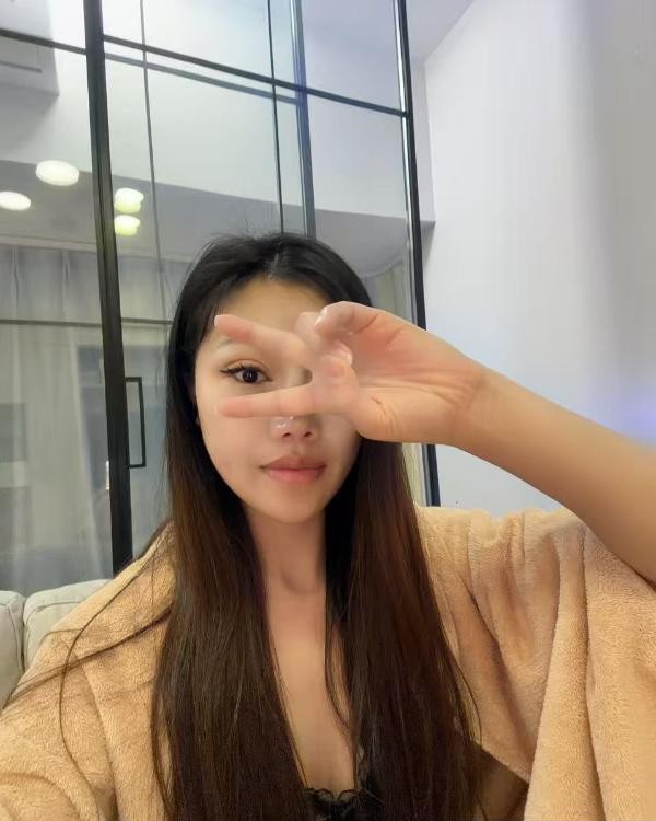 长腿骚女桃桃