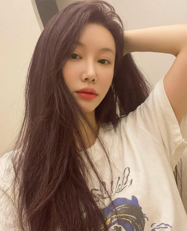 吴中性感长腿靓妹