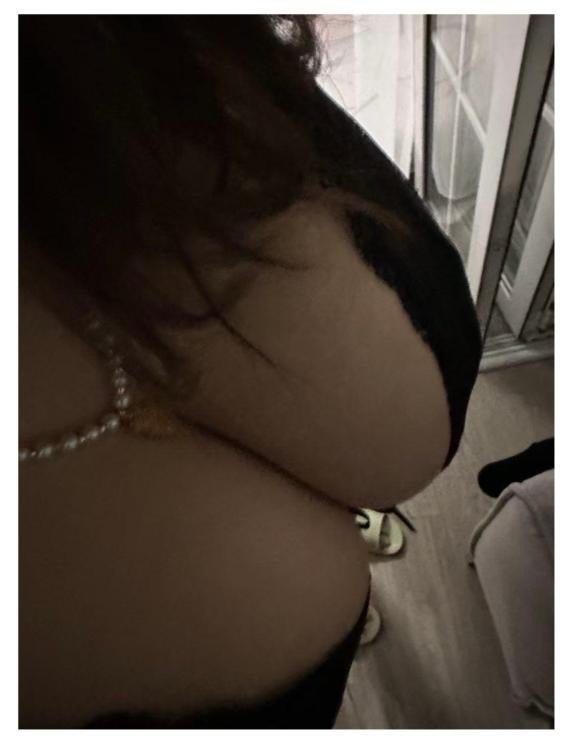 南门E奶伊茉