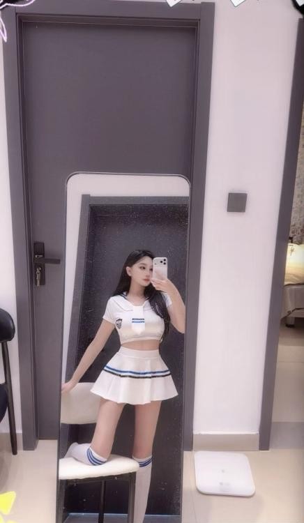 朝气蓬勃的小妹
