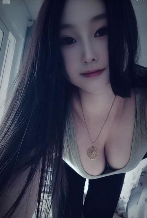 好服务D杯中项小姐姐