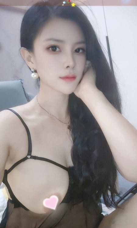 钟楼成熟御姐