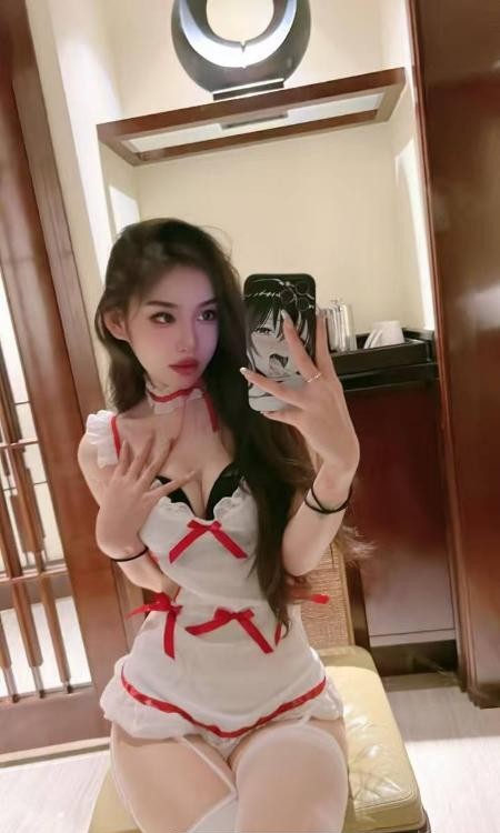 大胸情趣制服诱惑若如