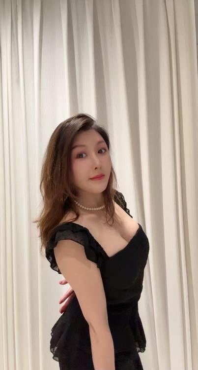 可外出的美容院老板娘