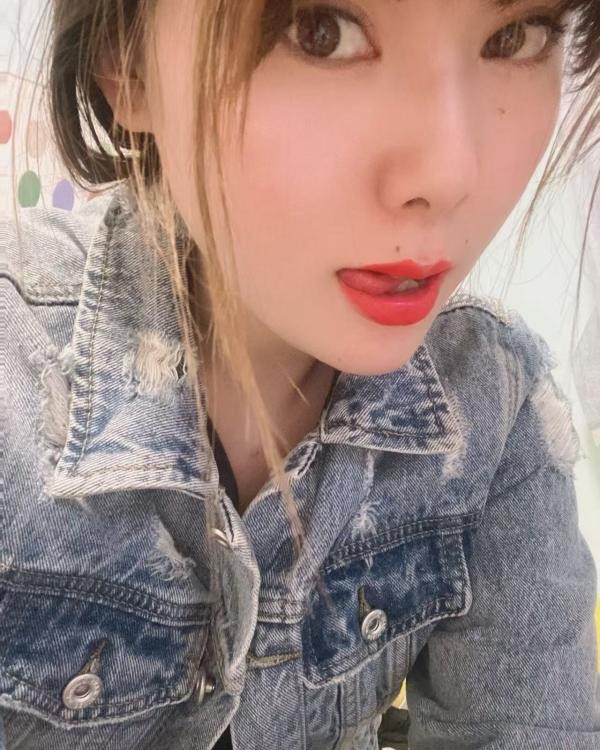 美臀安安