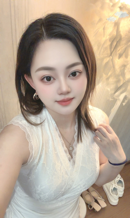 气质美女琪宝