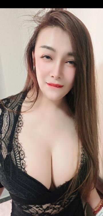 大奶骚货回归