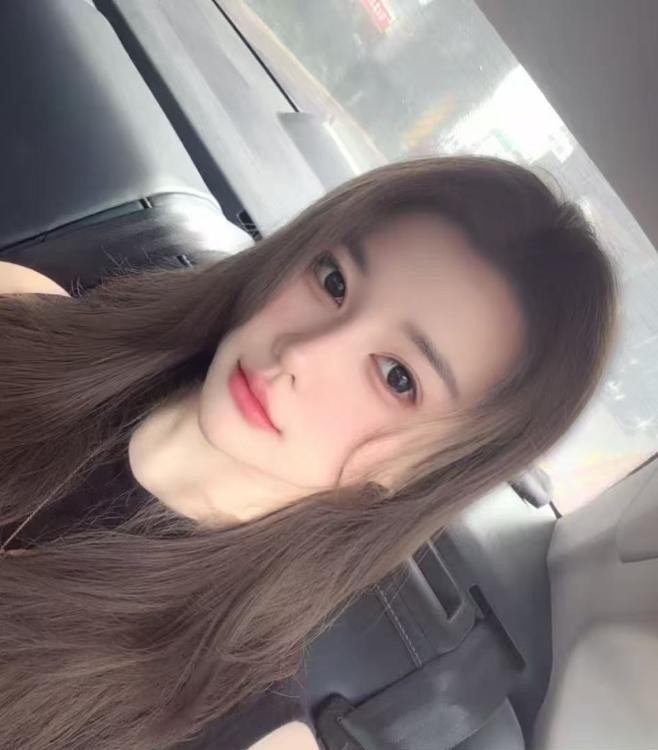 E杯可舌吻的依依