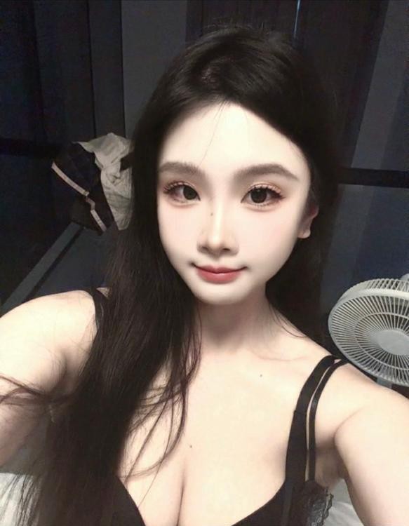 南城舌吻小爱