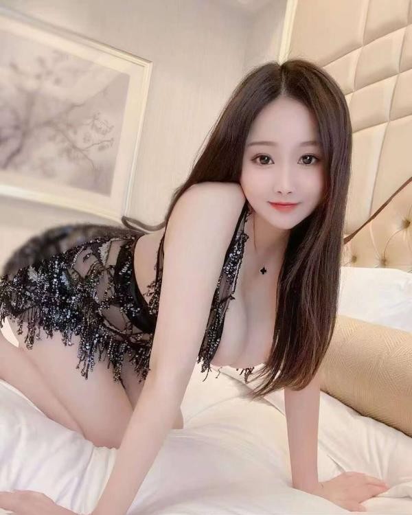 极品性感大胸骚妹