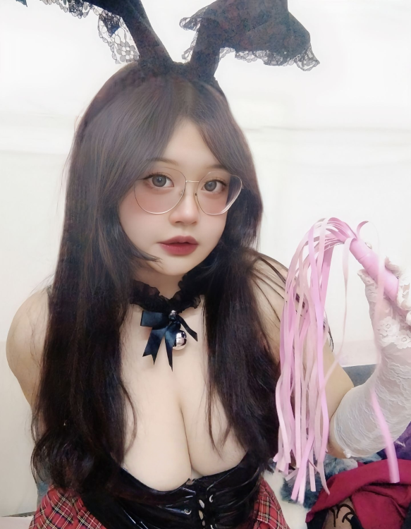 婺城E胸服务型团团