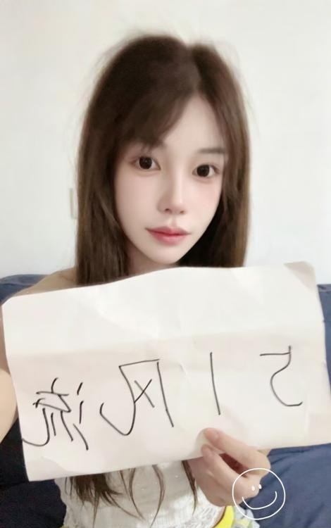 雨花上铁大美女