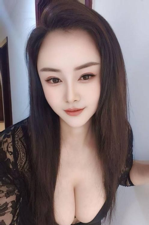 大波性感少妇