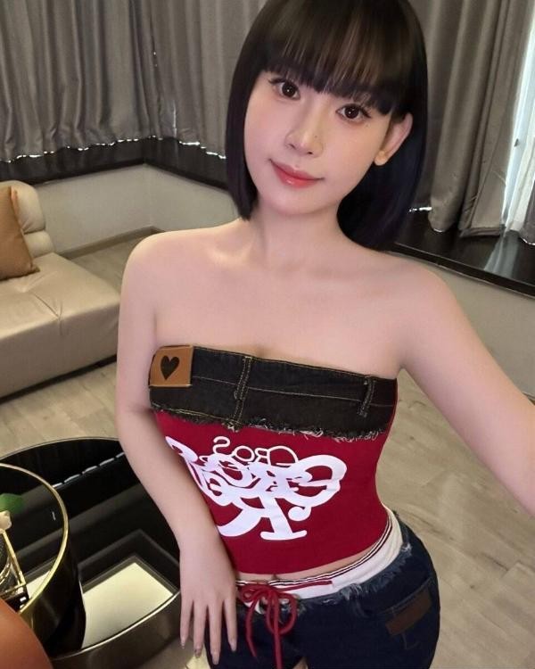 南门短发甜妹服务控