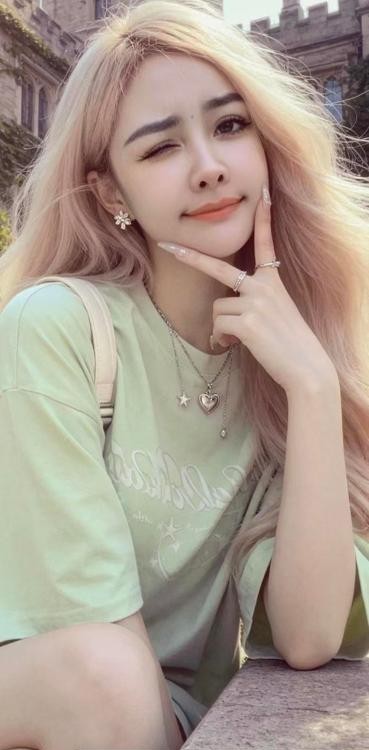 宝山西域女孩伊娜