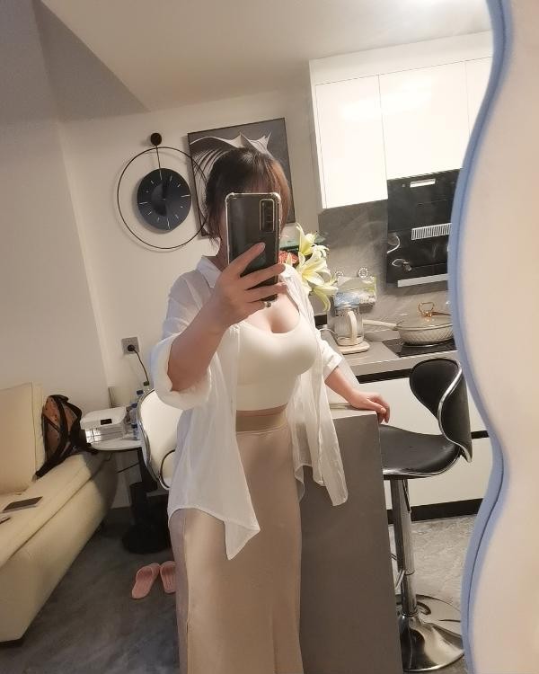 佛山丰腴翘臀BBW