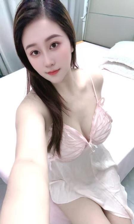 上城高挑大奶妹