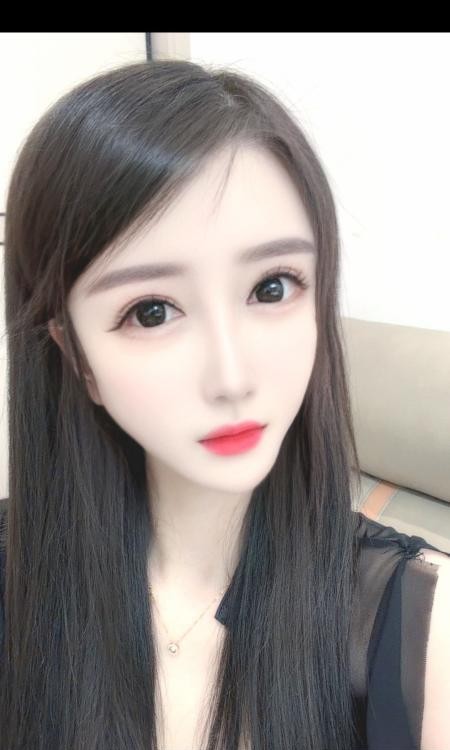 小御姐安初夏回来了