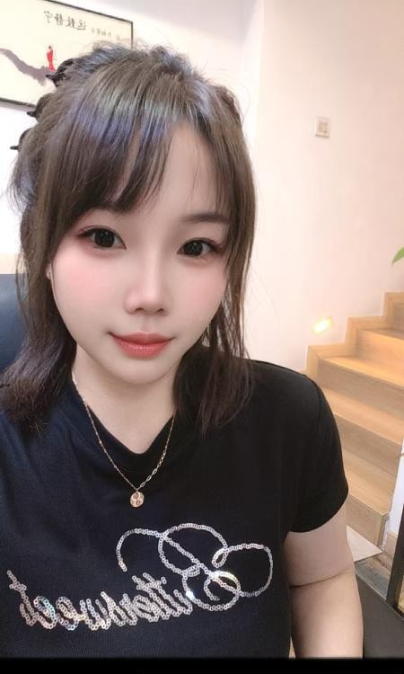 蜀山大胸浪姐姐