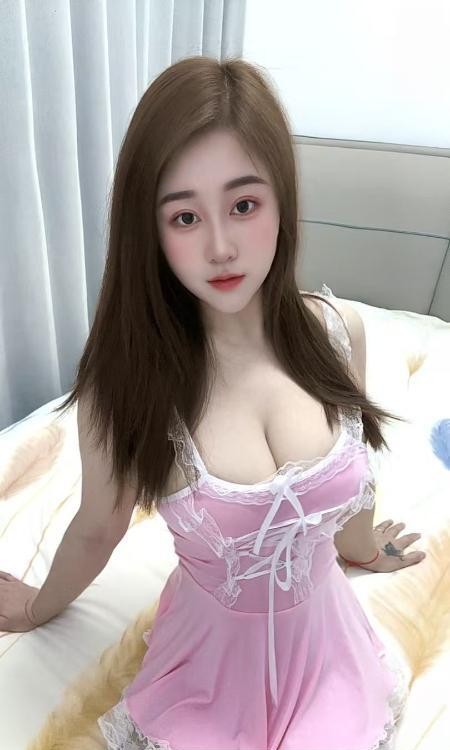 上城高挑大奶妹