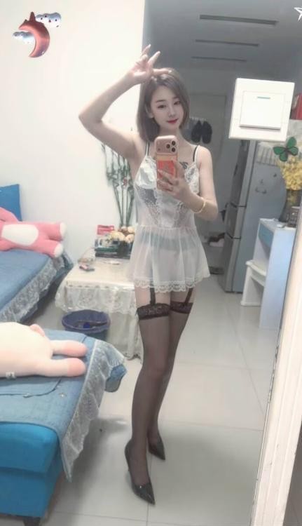 S型性感御姐宝儿