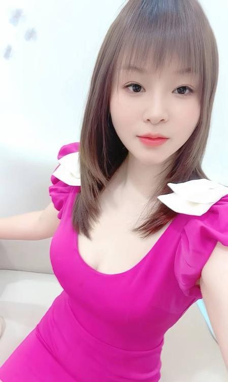 洪山性感大灯妹子