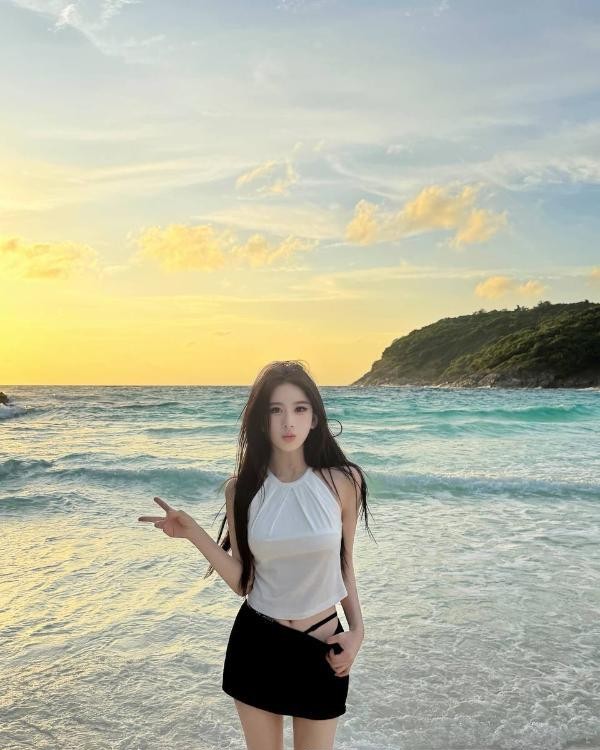妩媚小妖精颜值CC