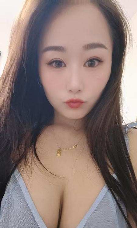 妖娆妩媚韵味十足大奶
