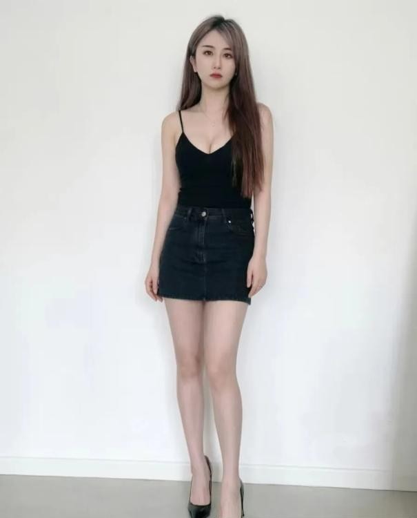 朝阳性感丰满大奶妹
