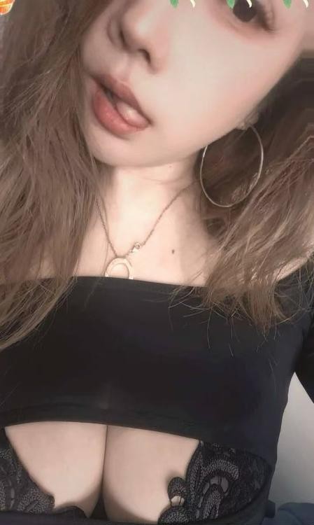 后入肥臀骚妹妞妞