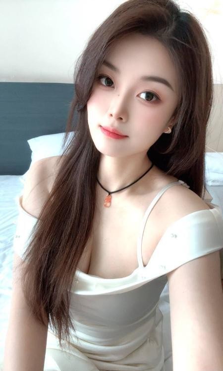 海珠身材饱满沐子老师