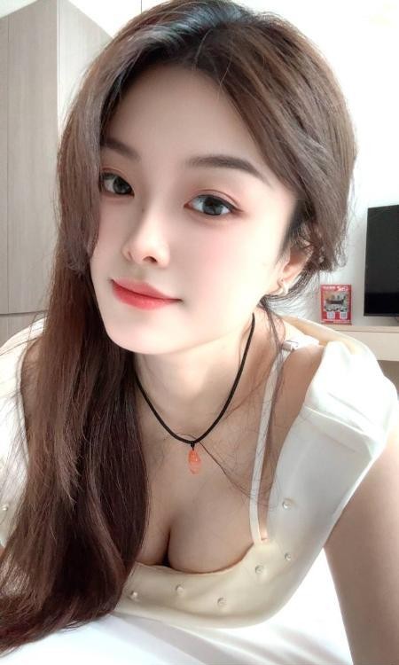 海珠身材饱满沐子老师