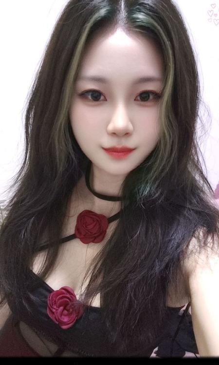 回味大胸骚女夏老师