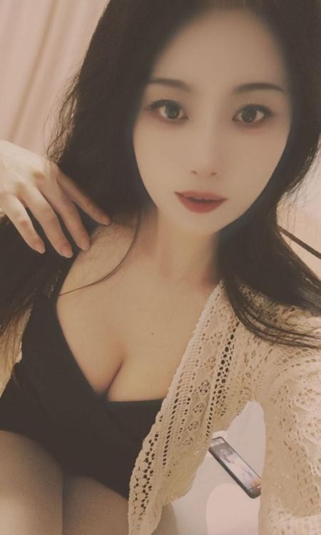回味大胸骚女夏老师
